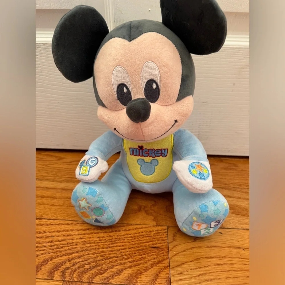 NWOT Mickey Mouse Learning Toy